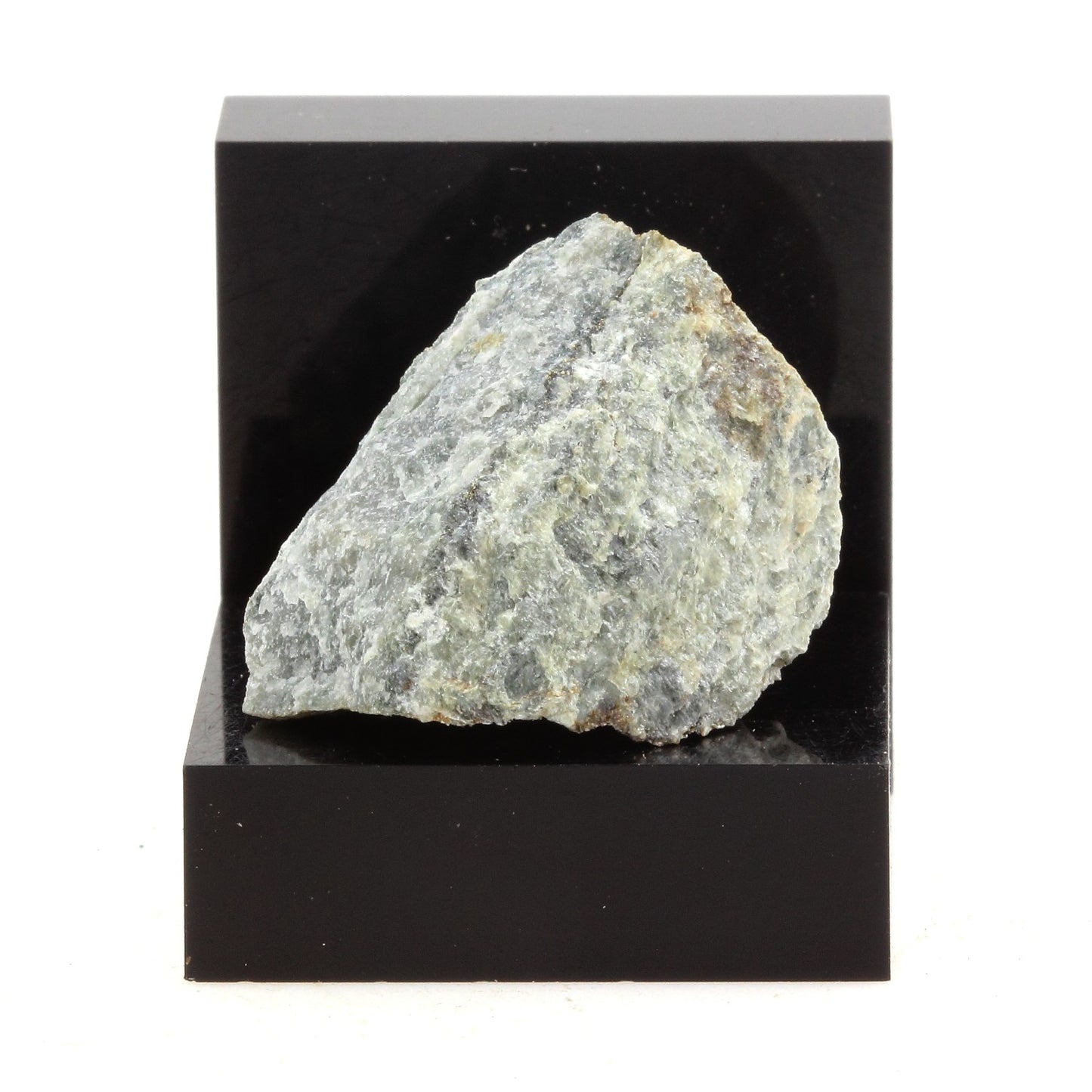 Devillite. 32.3 carats. Lennoxville, Québec, Canada