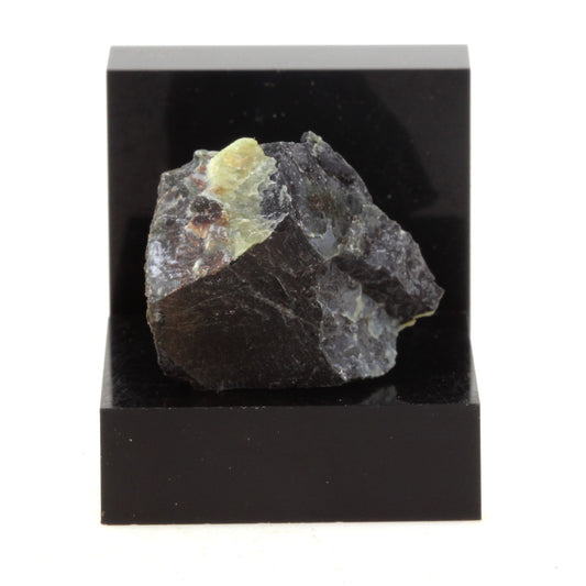 Marmolite, 33.0 carats, Black Lake, Québec, Canada