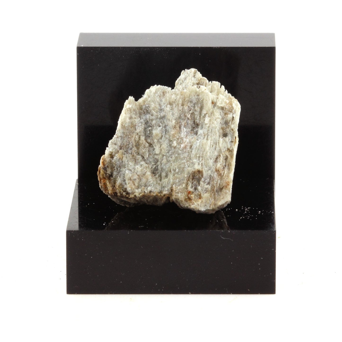 Hexahydrite, 23.9 carats, Montauban, Québec, Canada