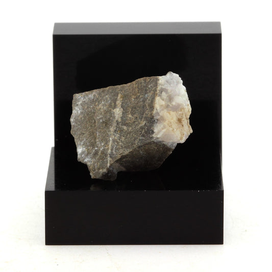 Baryte. 30.8 carats. Sainte-Justine, Québec, Canada