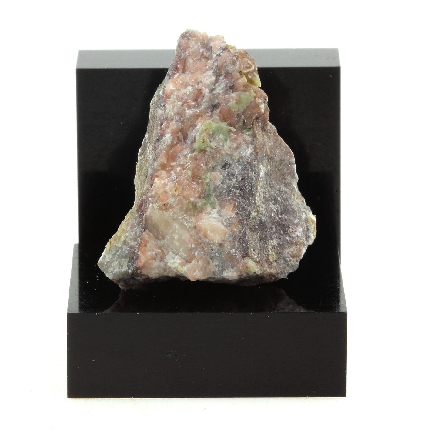 Adamite mineral. 42.3 carats. En provenance de Gouverneur, New York, USA