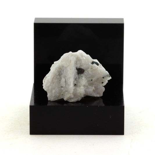 Anatase. 20.0 carats. Estrie, Québec, Canada