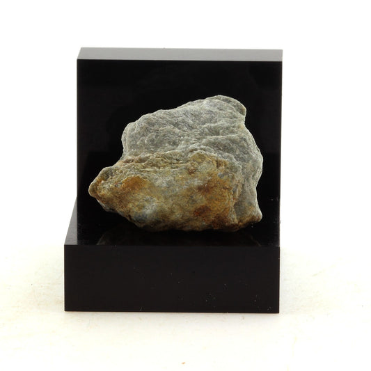 Chromitite. 33.5 carats. Estrie, Québec, Canada