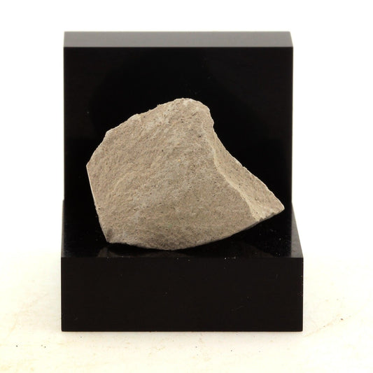 Clay. 14.4 carats. Ottawa, Ontario, Canada