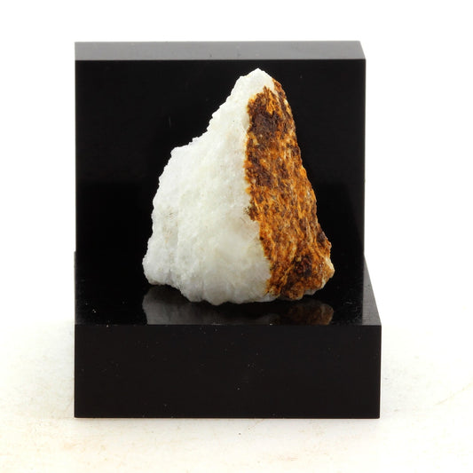 Porcelanite, 31.2 carats, Estrie, Québec, Canada