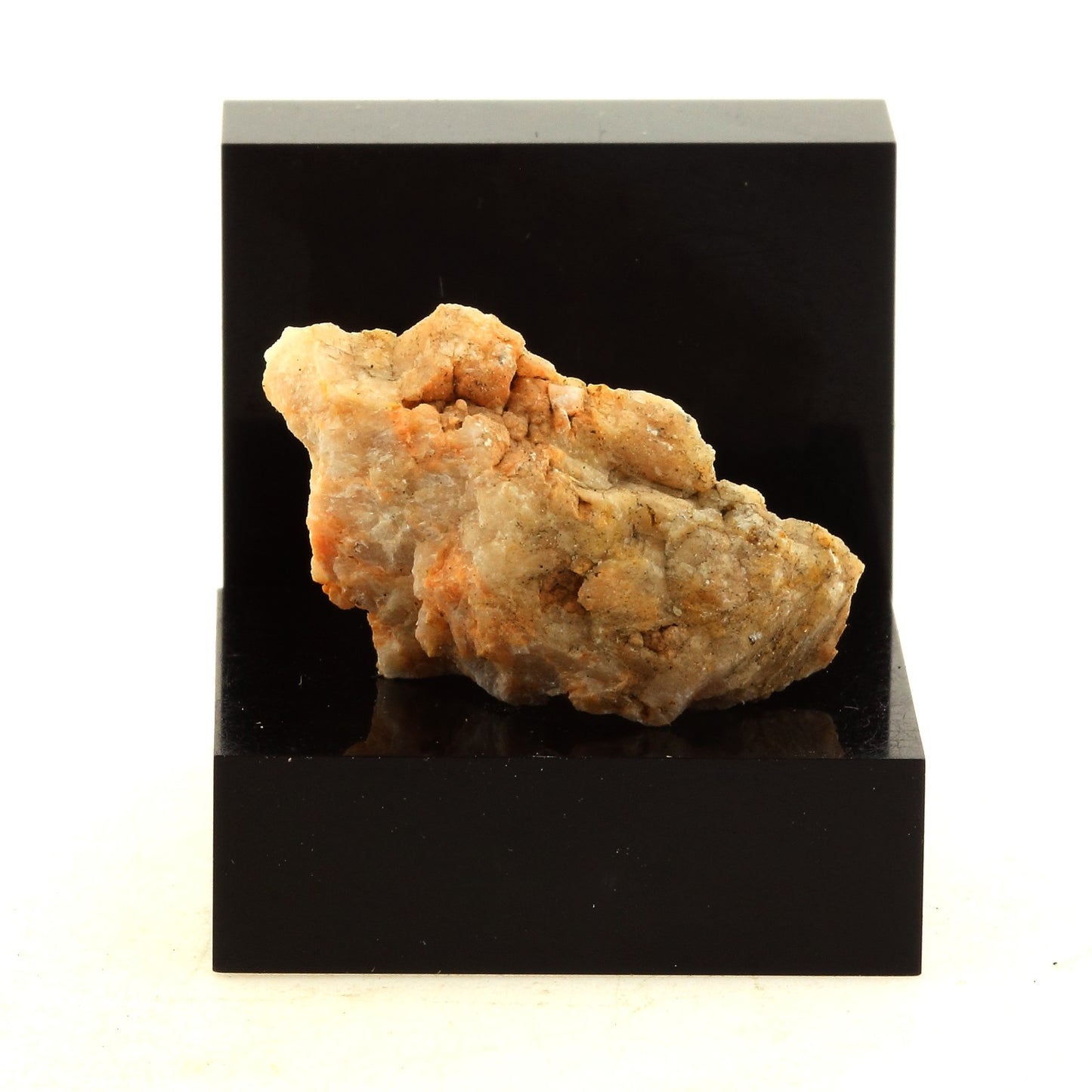 Sanidine facies en provenance de Buckingham, Québec, Canada