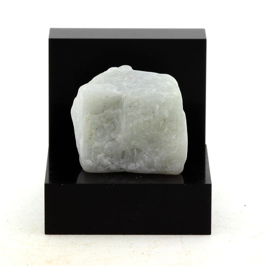 Microcline, 34.2 carats, Buckingham, Québec, Canada