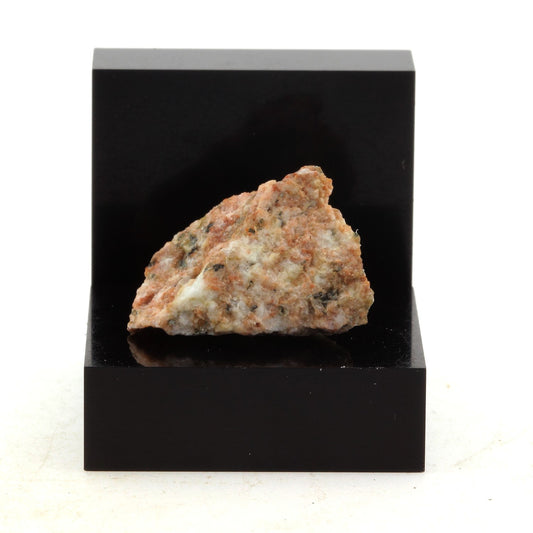 Microdiorite, 19.9 carats, Tatlock, Ontario, Canada