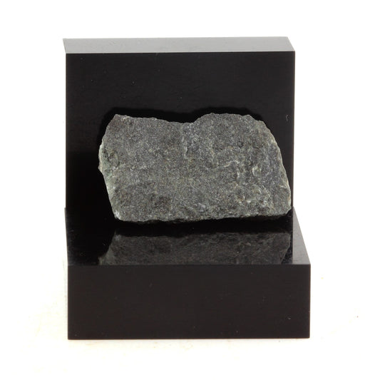 Ferberite. 14.1 carats, Estrie, Québec, Canada