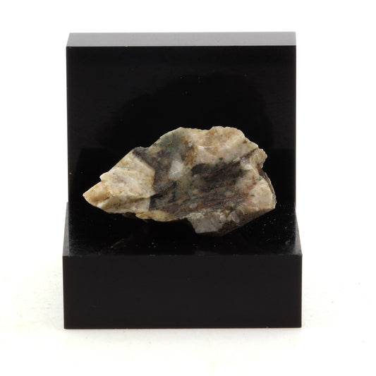 Arfvedsonite. 17.2 carats. Mont Saint-Hilaire, Québec, Canada