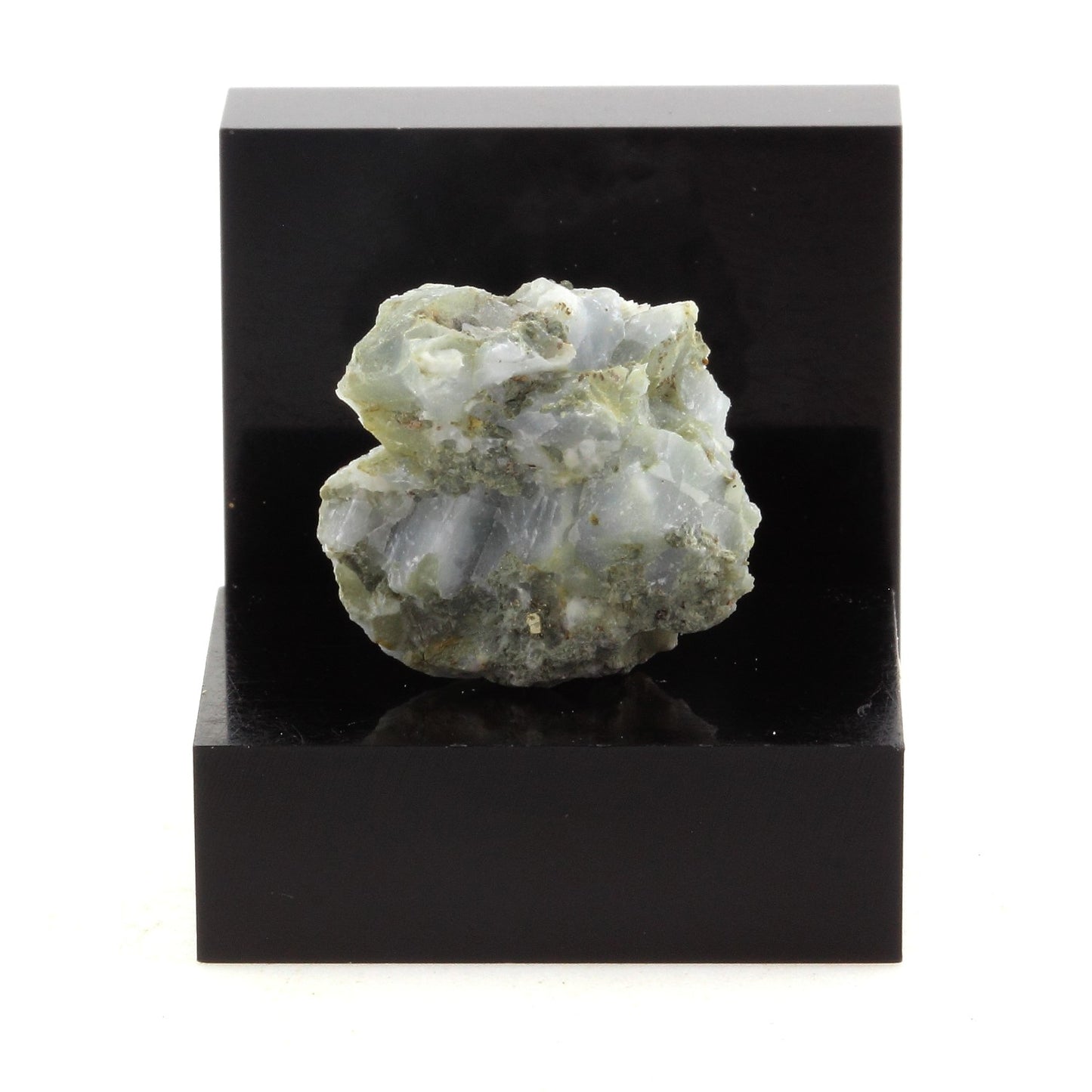 Diopside. 26.2 carats. Grenville, Québec, Canada