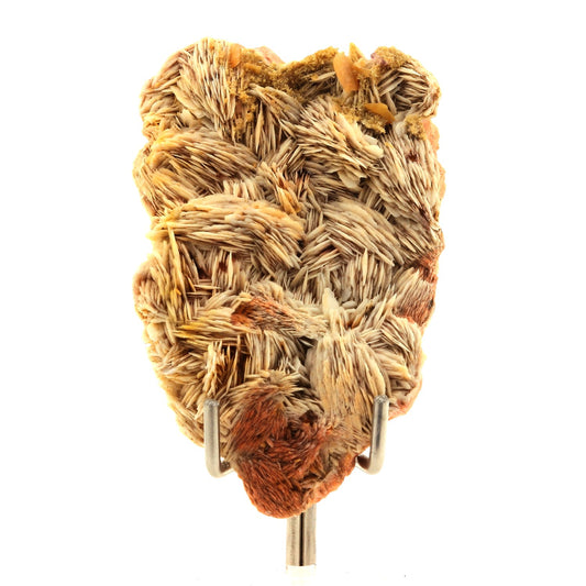 Wulfenite + Baryte. 138.7 carats. Lantignié, France