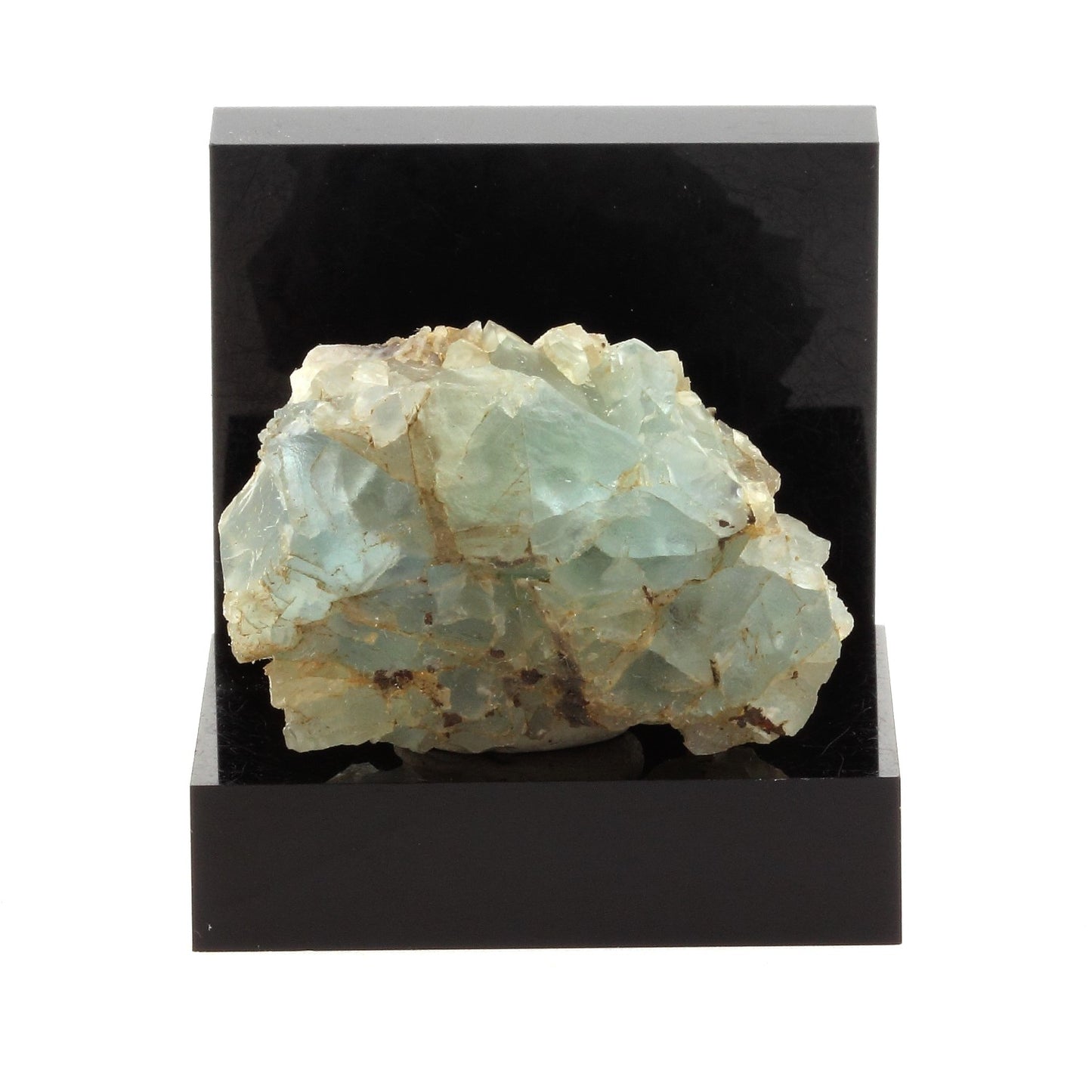 Fluorite verte. 118.8 carats. Massif des Aravis, Haute-Savoie, France