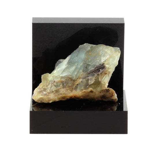 Fluorite verte. 93.9 carats. Massif des Aravis, Haute-Savoie, France