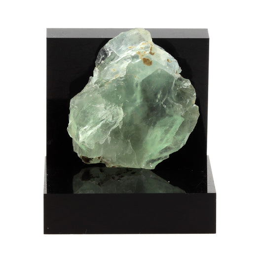 Fluorite verte. 93.6 carats. Massif des Aravis, Haute-Savoie, France