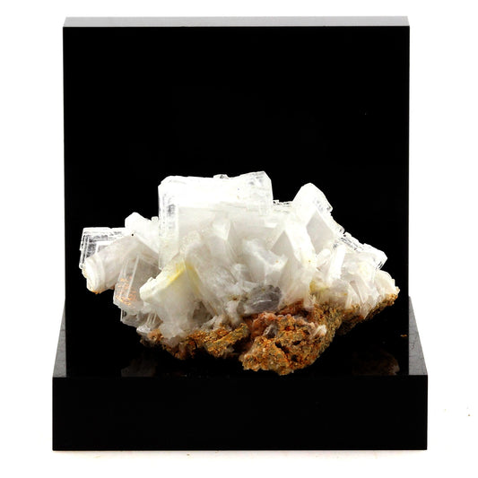 Baryte. 197.2 carats. Baryte occurrence, La Mure, Isère, France