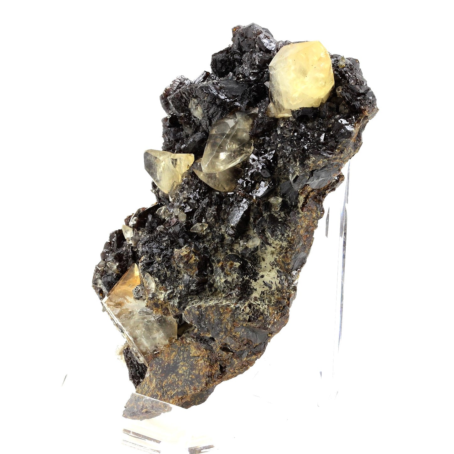 Calcite + Sphalerite. 2405.0 carats. Hunan Province, Chine