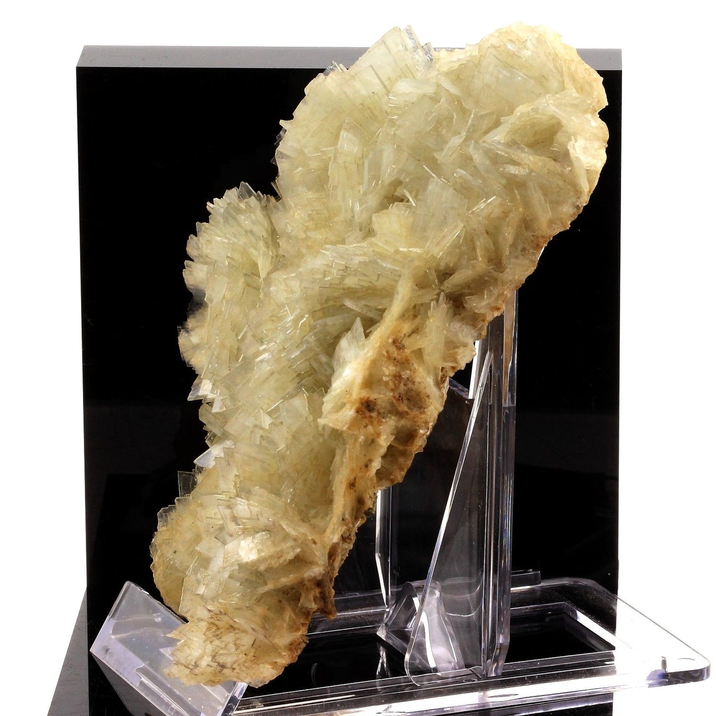 Baryte. 2050.0 carats. Cavnic Mine, Maramureș Co., Roumanie