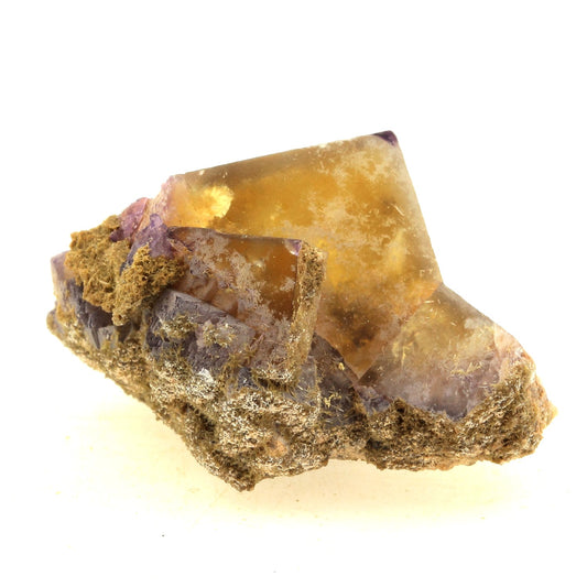 Mimetite, Fluorite. 142.1 carats. Lantignié, France
