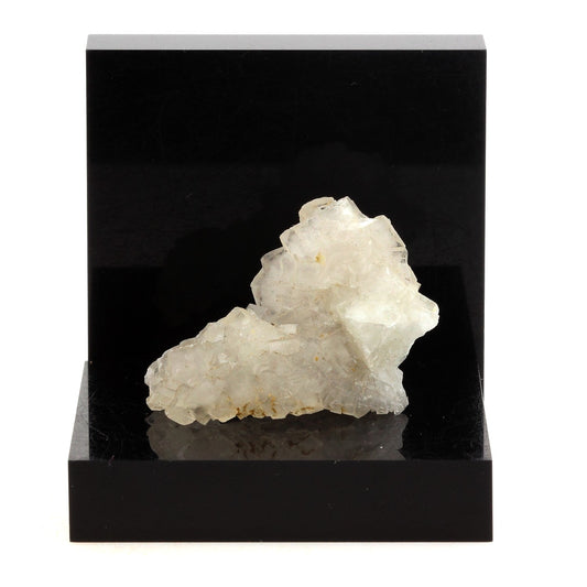 Fluorite incolore. 86.7 carats. Fontsante Mine, Var, France