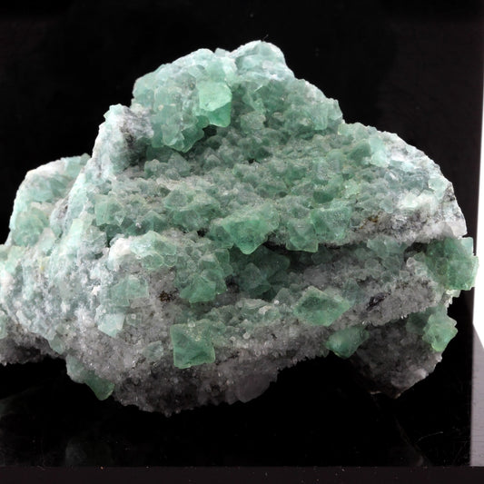 Fluorite + Quartz. 1285.0 carats. El Papiol, Barcelona, Espagne