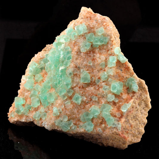 Fluorite. 680.0 carats. El Papiol, Barcelona, Espagne