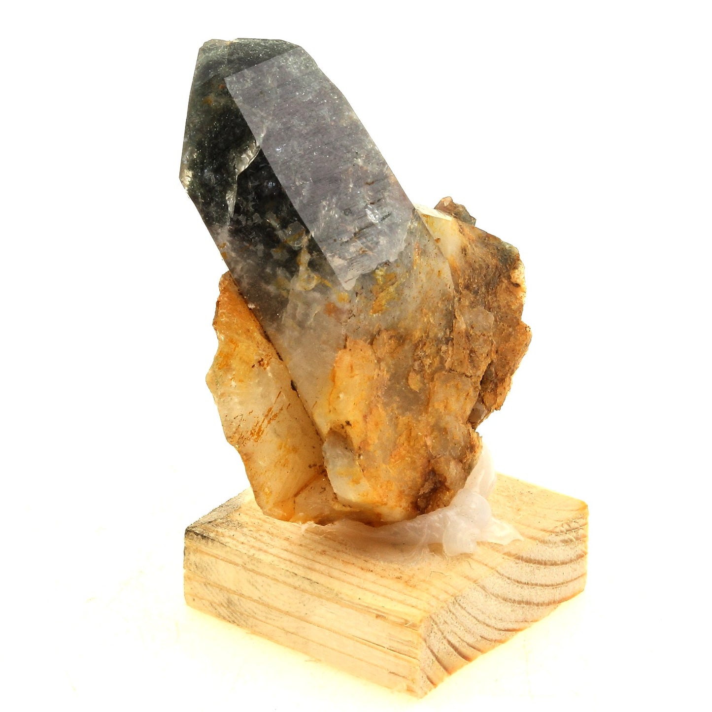 Quartz, Chlorite. 122.5 carats. La Léchère, Tarentaise, Savoie, France