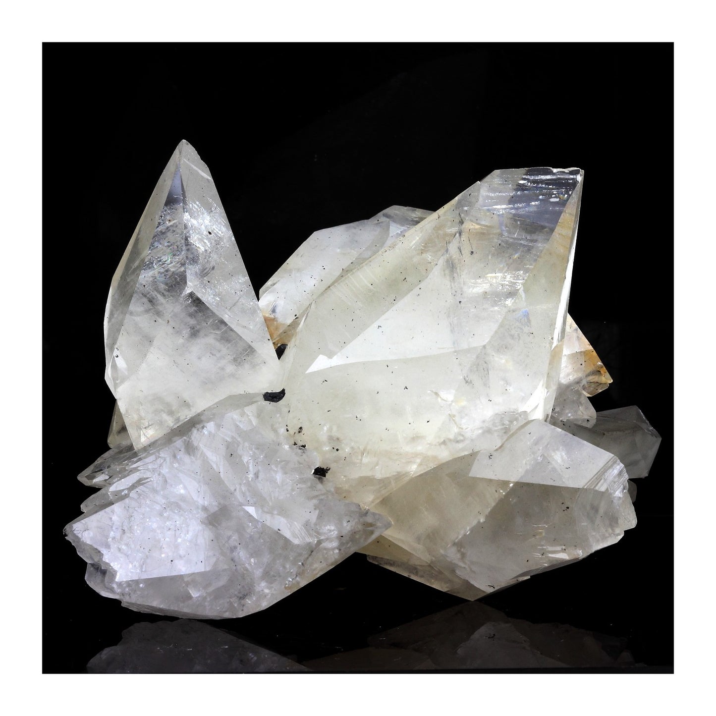 Calcite. 866.0 carats. Elmwood mine, Carthage, Tennessee, USA
