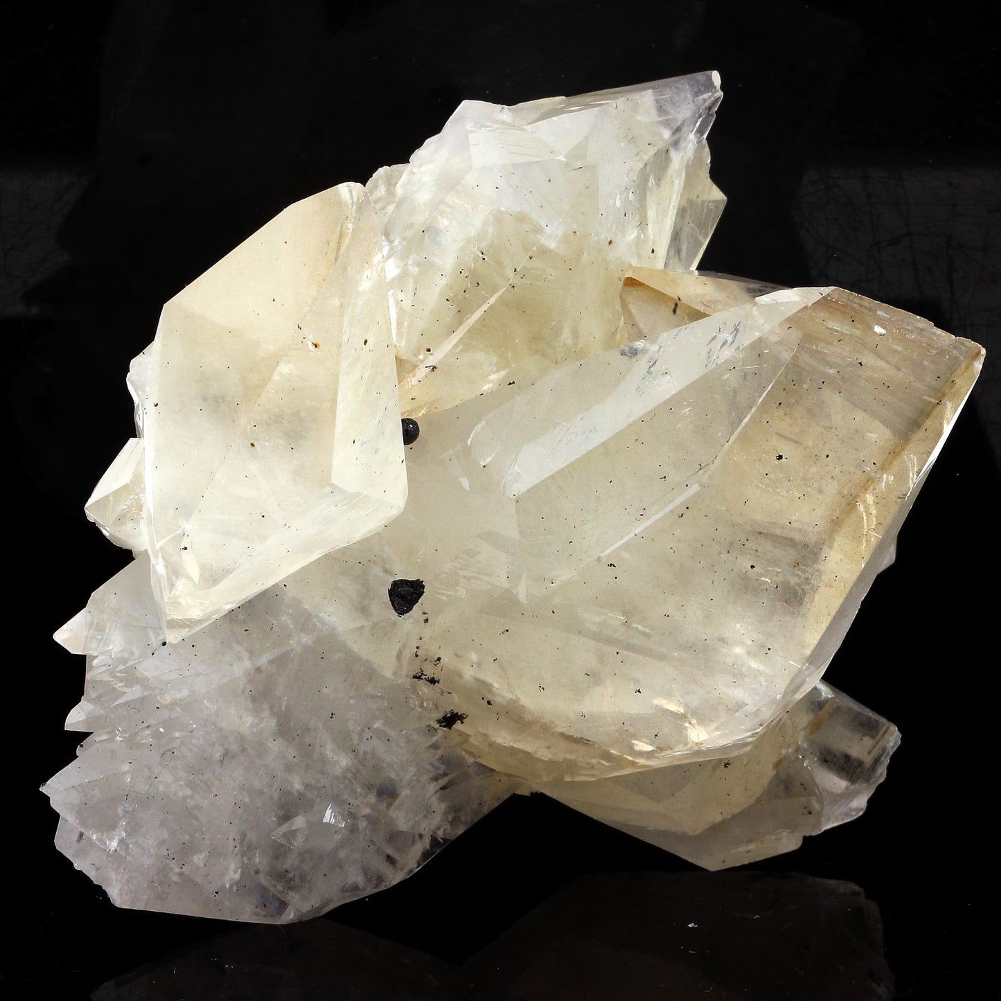 Calcite. 866.0 carats. Elmwood mine, Carthage, Tennessee, USA
