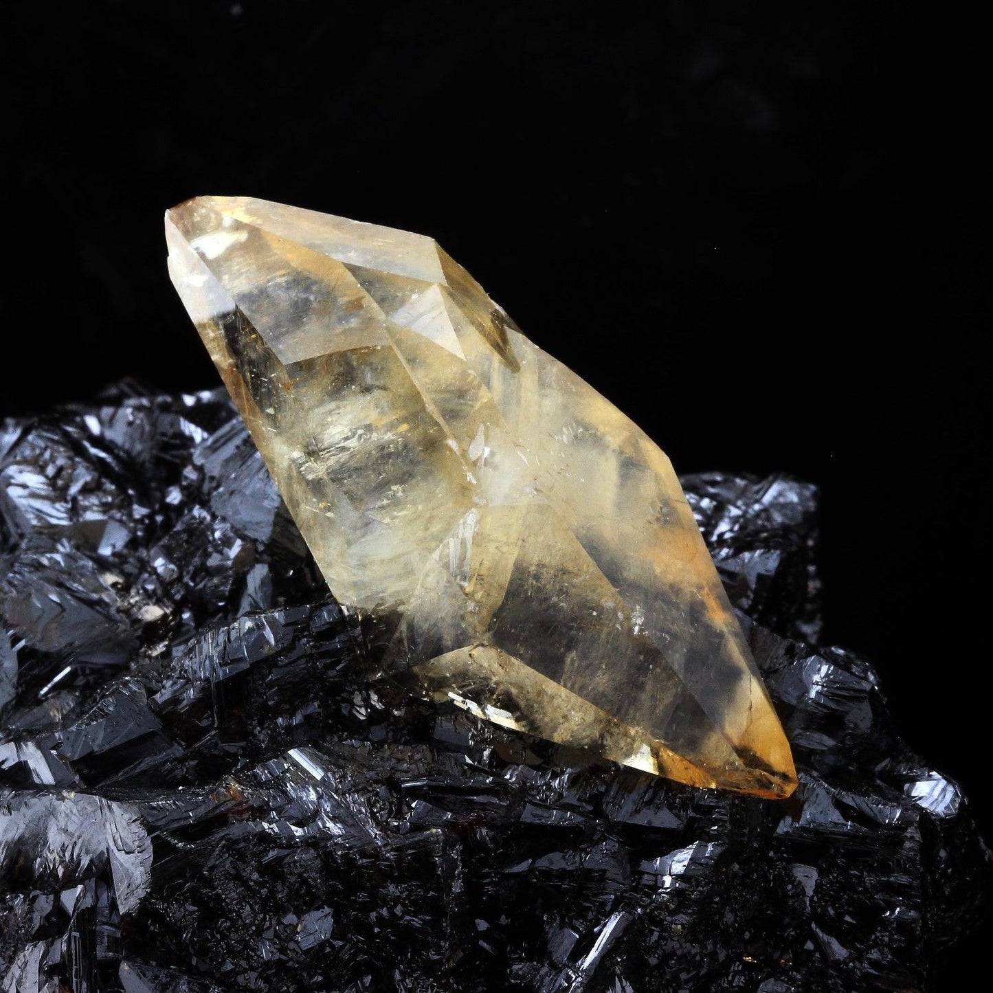 Calcite + Sphalerite. 2947.0 carats. Elmwood mine, Carthage, Tennessee, USA