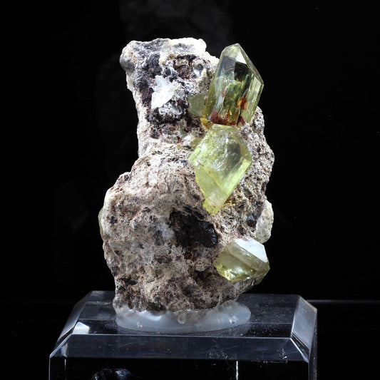 Fluorapatite. 799.5 carats. Cerro de Mercado Mine, Durango, Mexique