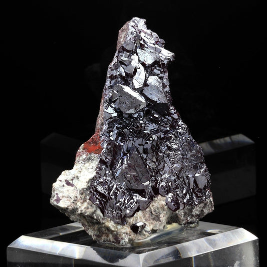 Cuprite. 994.5 carats. Milpillas Mine, Sonora, Mexique