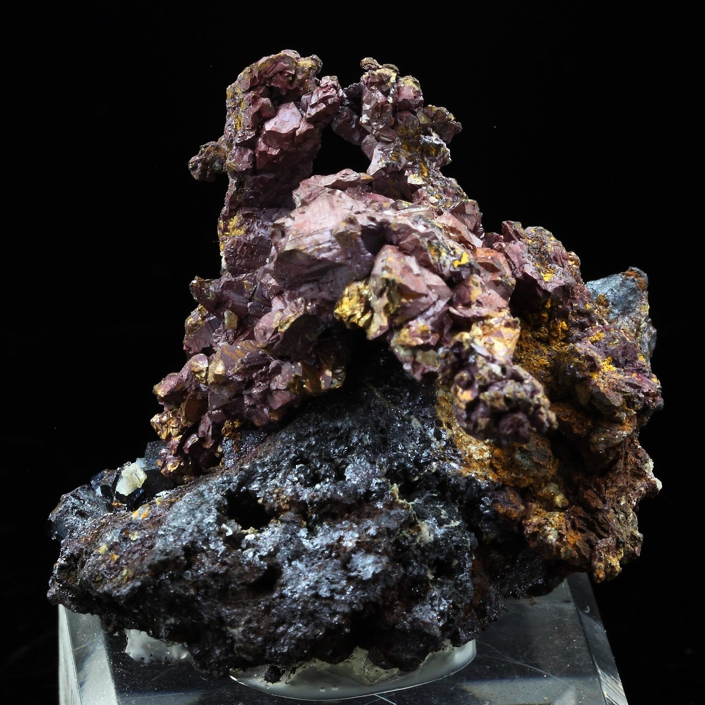 Cuivre natif + Cuprite. 904.0 carats. Rubtsovskoe, Altai Krai, Russie