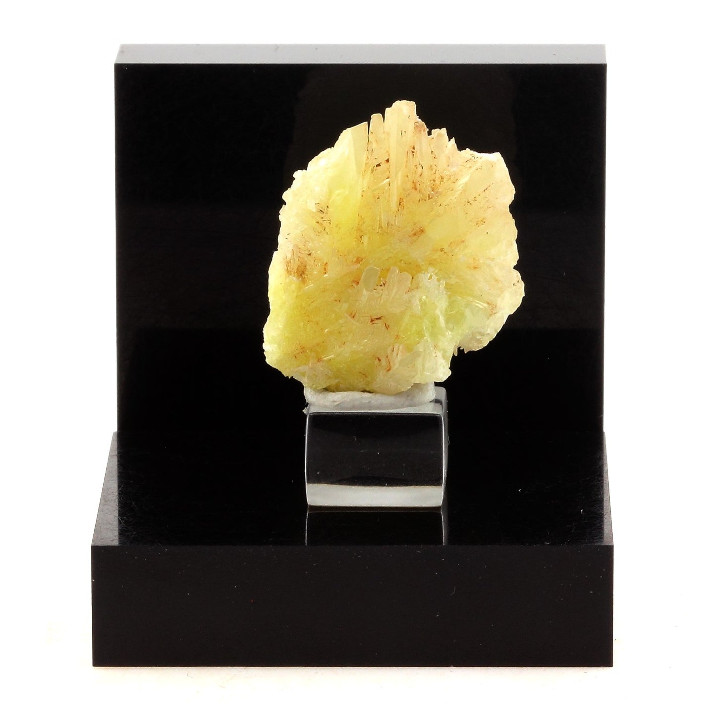 Cerusite jaune. 53.9 carats. M'fouati Mine, M'fouati District, Congo