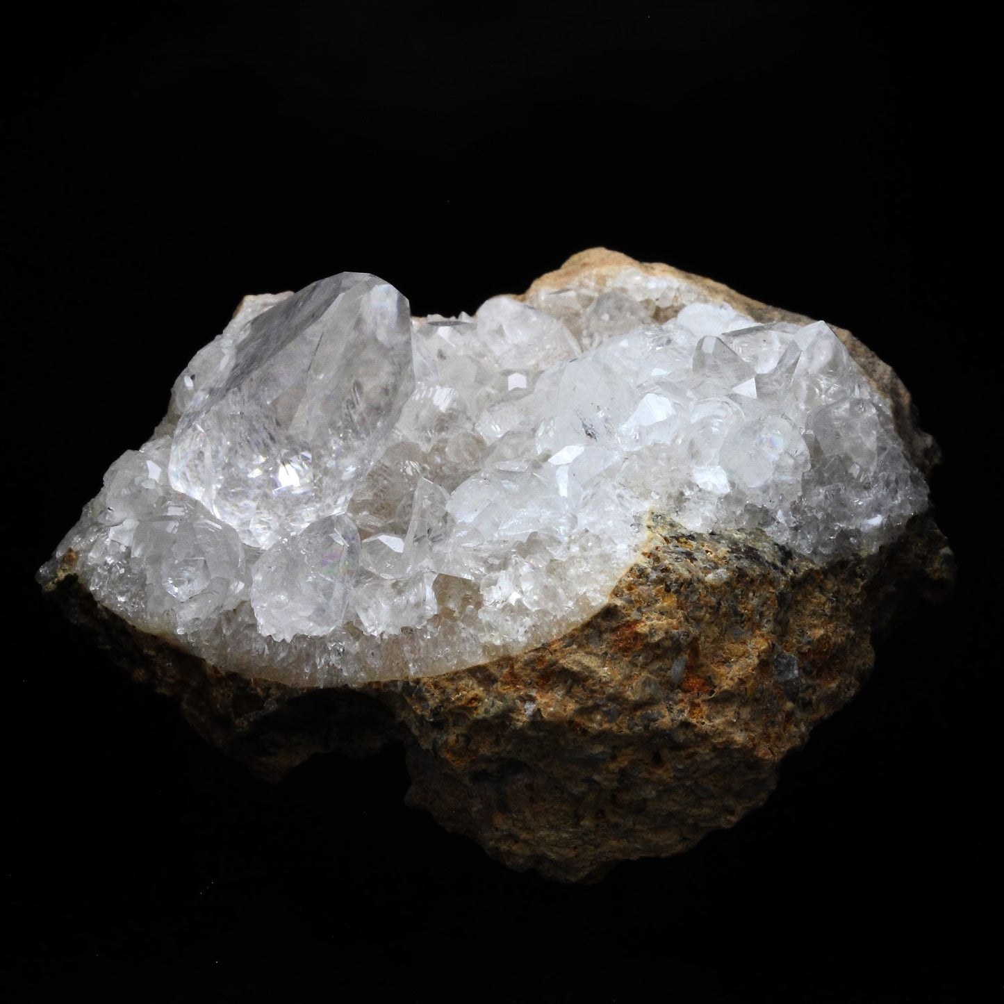 Calcite. 420.5 carats. Pau. France