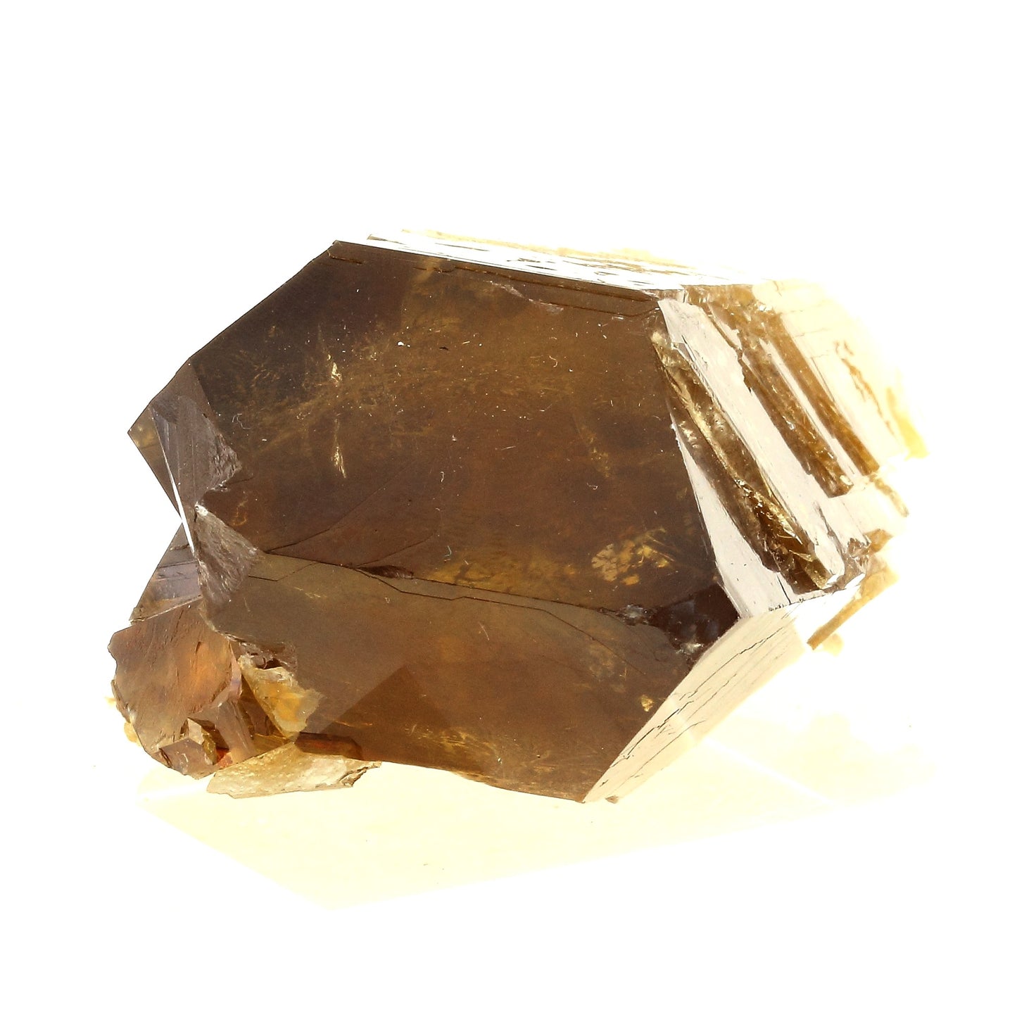 Baryte. 1204.5 carats. Olloix, Puy-de-Dôme, France