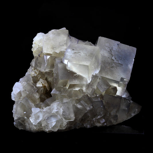 Fluorite. 340.0 carats. Arbouet, Pyrénées-Atlantiques, France
