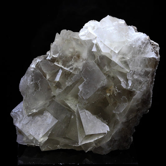Fluorite. 424.0 carats. Arbouet, Pyrénées-Atlantiques, France