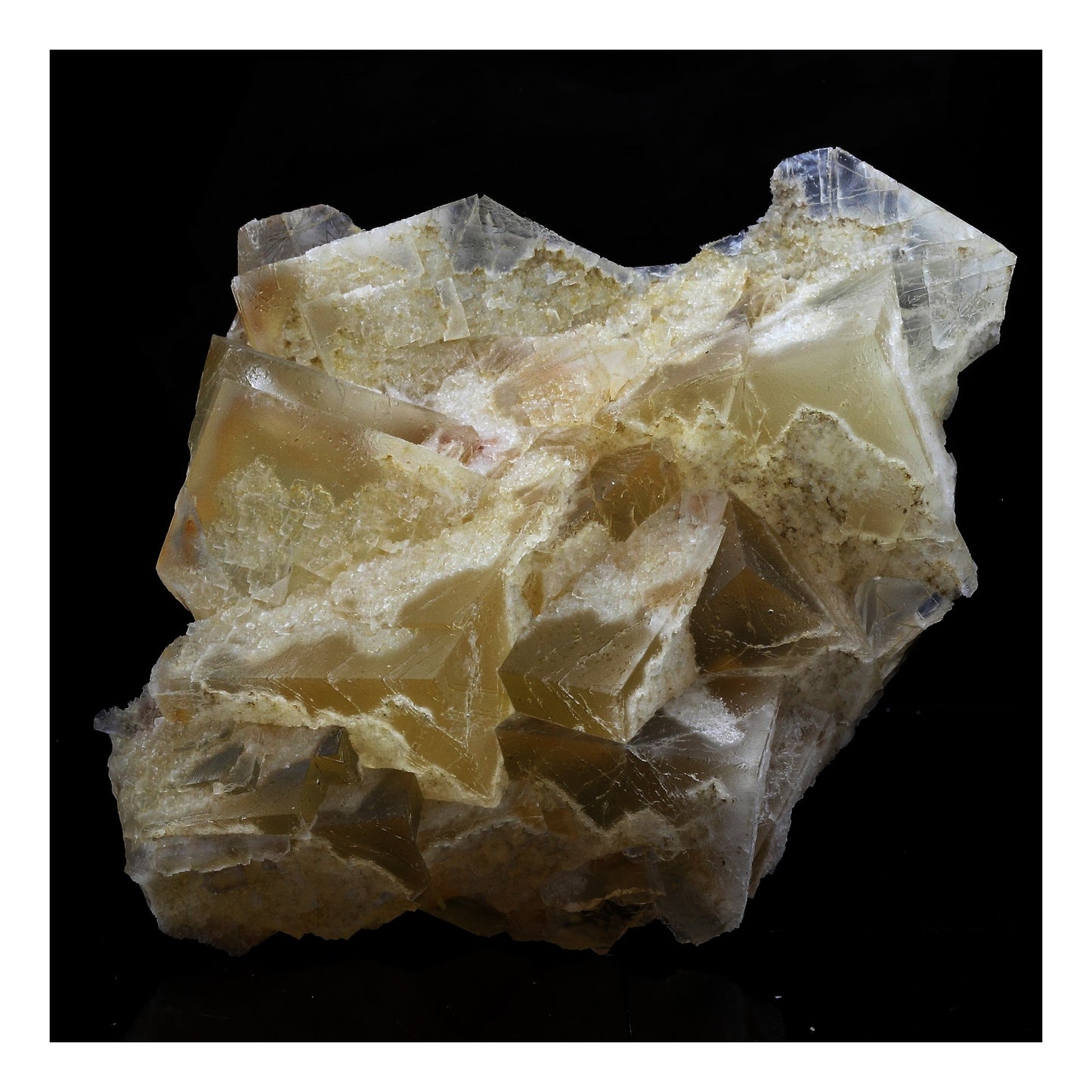 Fluorite. 1183.0 carats. Arbouet, Pyrénées-Atlantiques, France