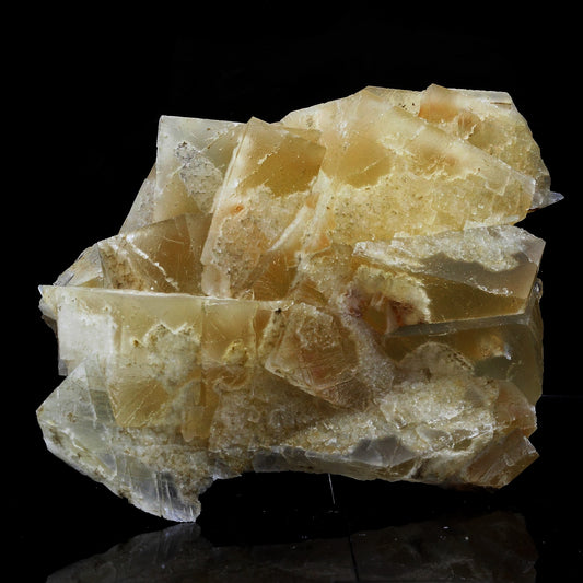 Fluorite. 1183.0 carats. Arbouet, Pyrénées-Atlantiques, France