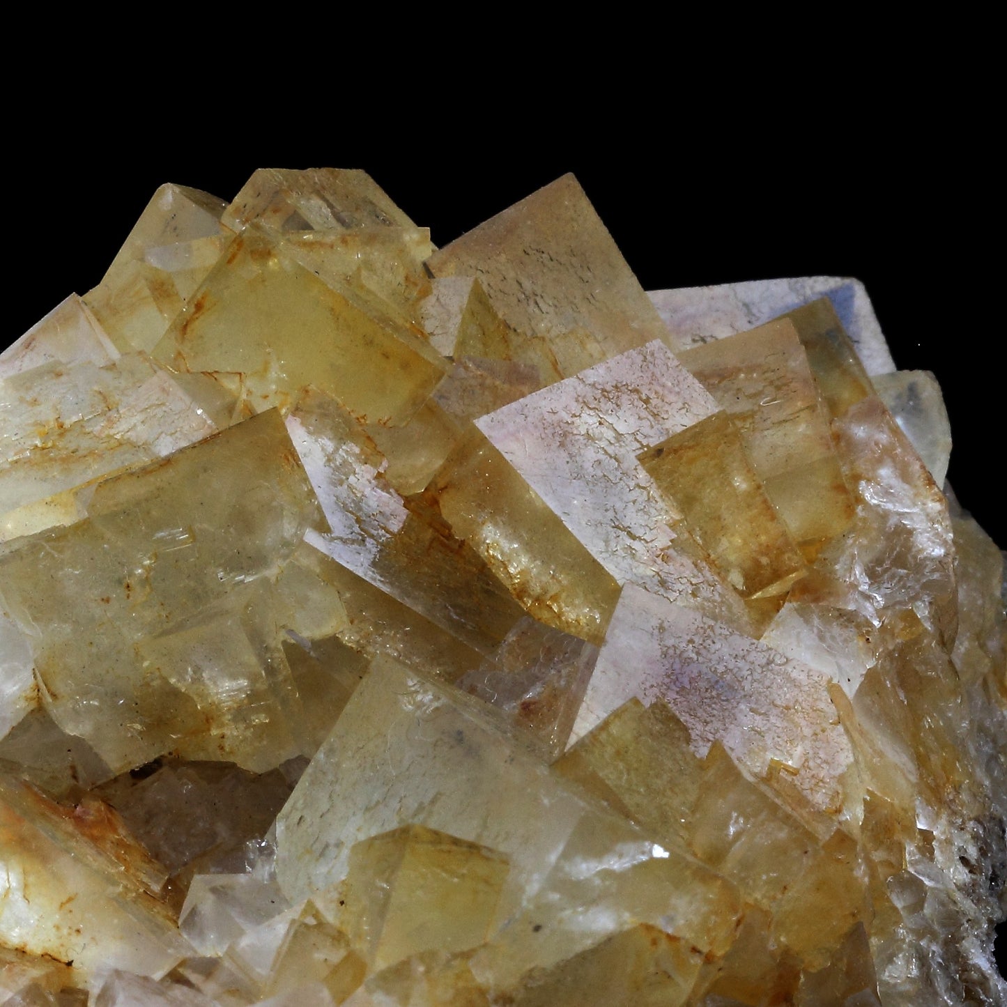 Fluorite. 1234.0 carats. Arbouet, Pyrénées-Atlantiques, France