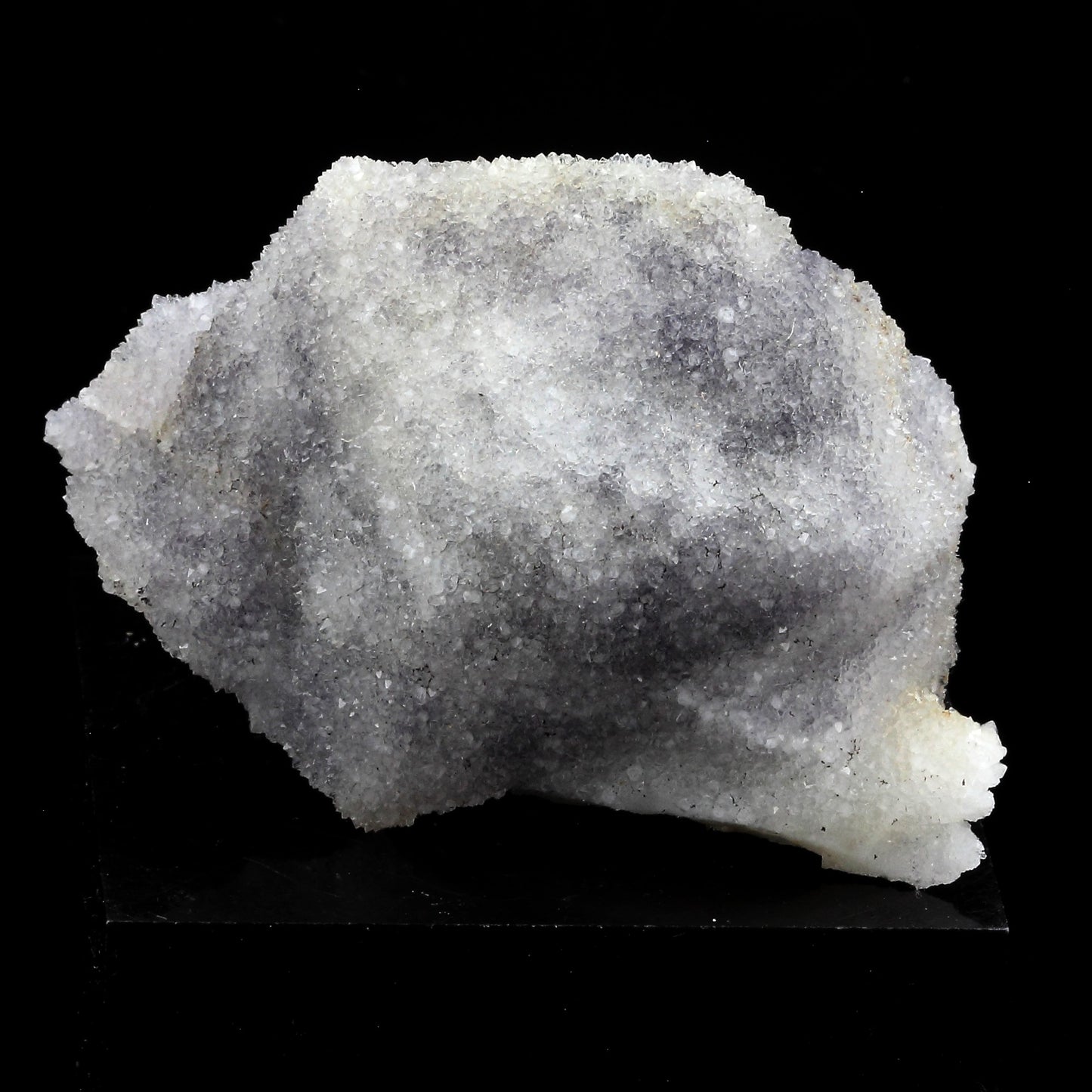 Quartz, Fluorite. 233.0 carats. Pont des Bouyges, Corrèze, France