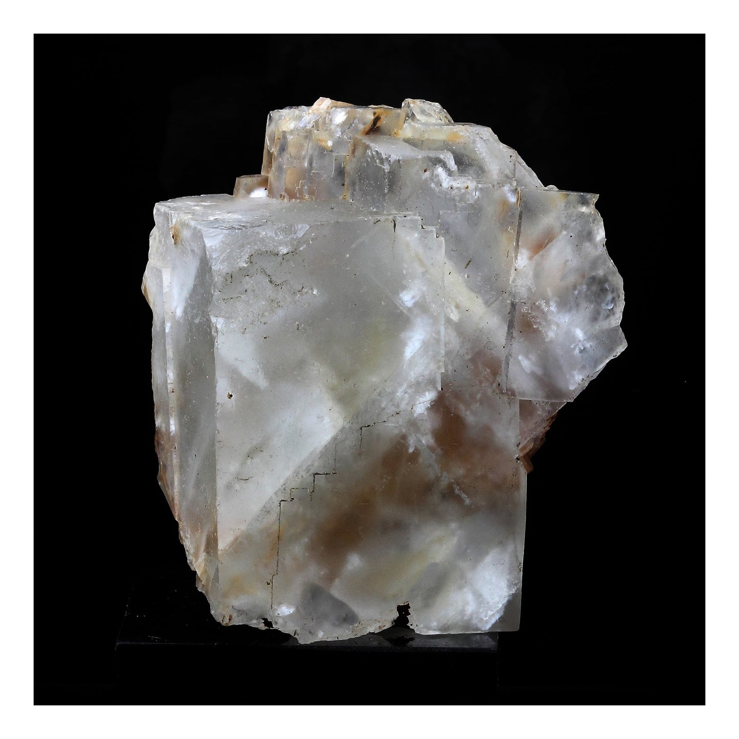 Fluorite. 612.5 carats. Urbeis, Bas-Rhin, France