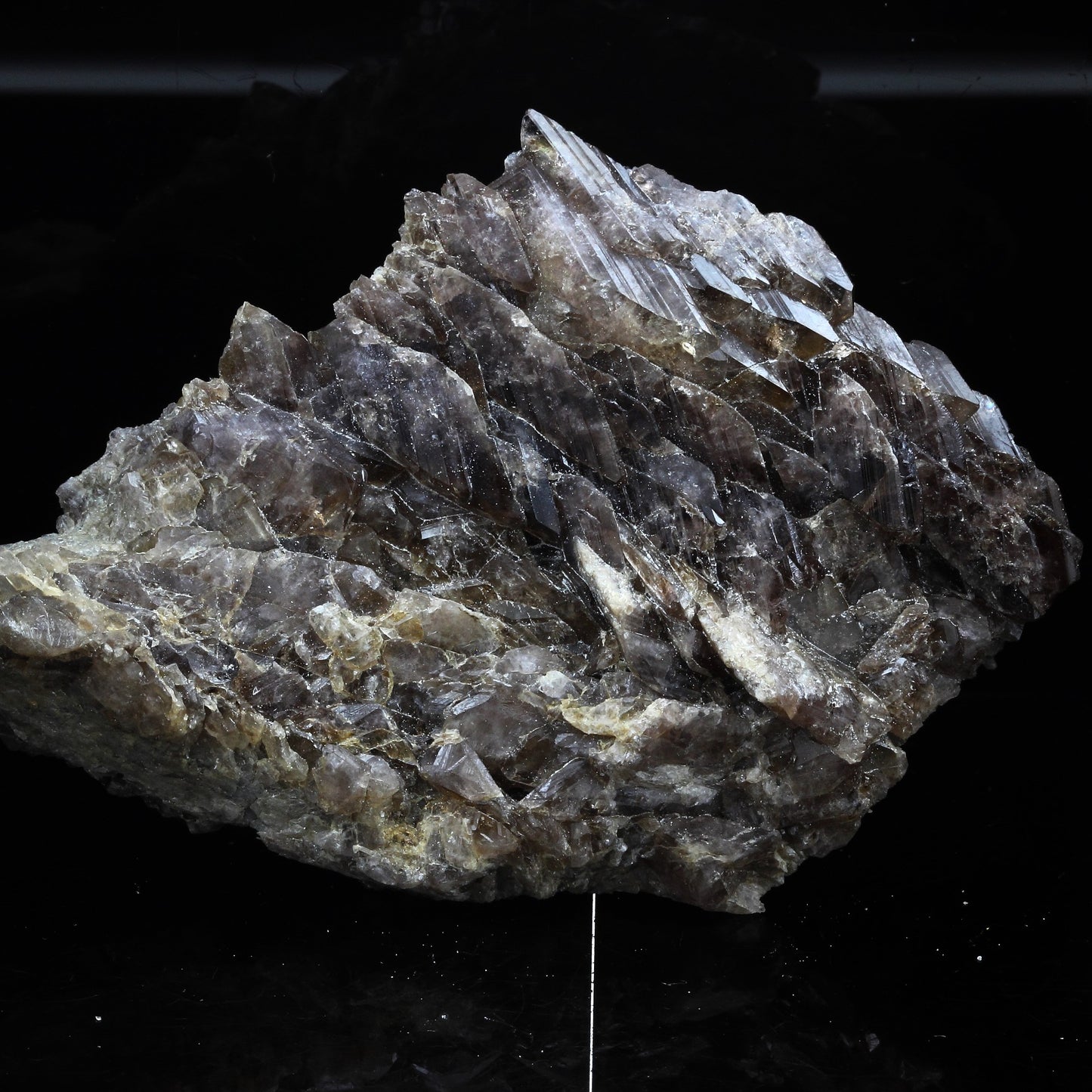 Axinite. 522.0 carats. Chamrousse, Belledonne, Isère, France