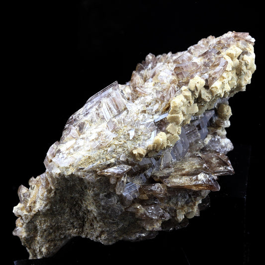 Axinite + Prehnite. 763.5 carats. Chamrousse, Belledonne, Isère, France