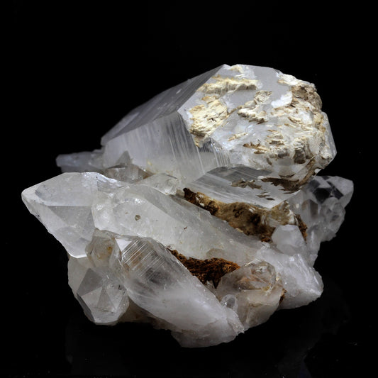 Quartz + Baryte. 710.5 carats. Le Grand Chatelard, Jarrier, Savoie, France