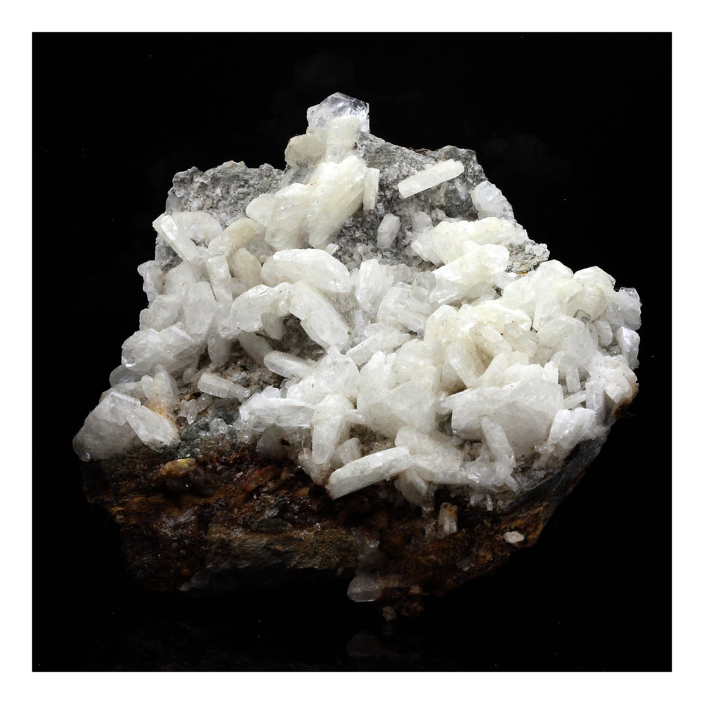 Quartz + Albite, 540.0 carats, Massif des Grandes Rousses, Isère, Auvergne-Rhône-Alpes, France