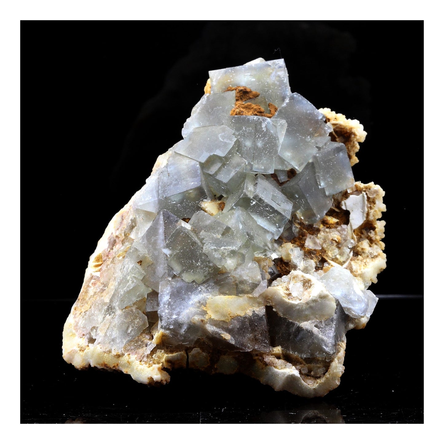 Fluorite. 644.5 carats. Mont-Roc Mine, Tarn, France