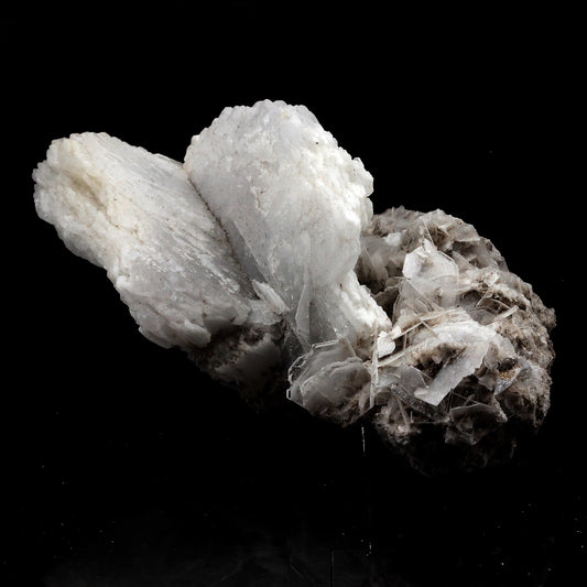 Baryte. 1373.0 carats. La Mure, Isère, France