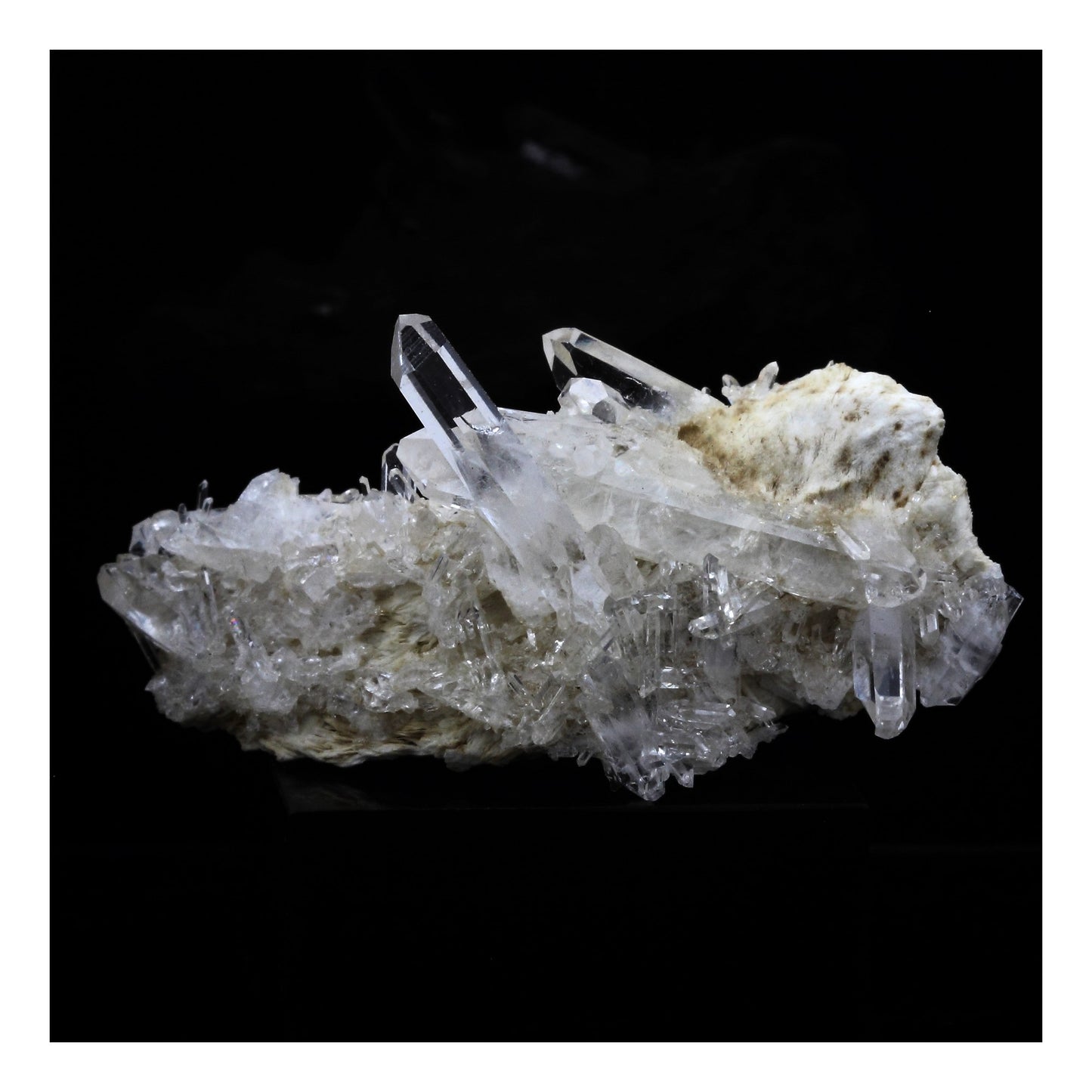 Quartz + Baryte. 244.0 carats. Le Ribot, L'Alpe d'Huez, Isère, France